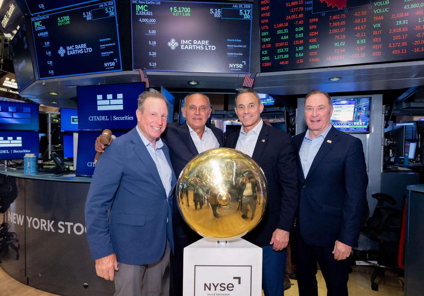 Roberts & Ryan team with IMC CEO at NYSE